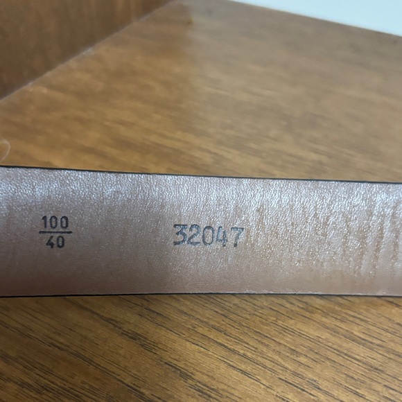 Allen Edmonds Tan Leather Belt with Silver Buckle - Picture 4 of 5